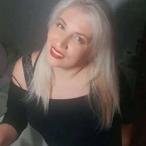 blondesluderx6x image 1